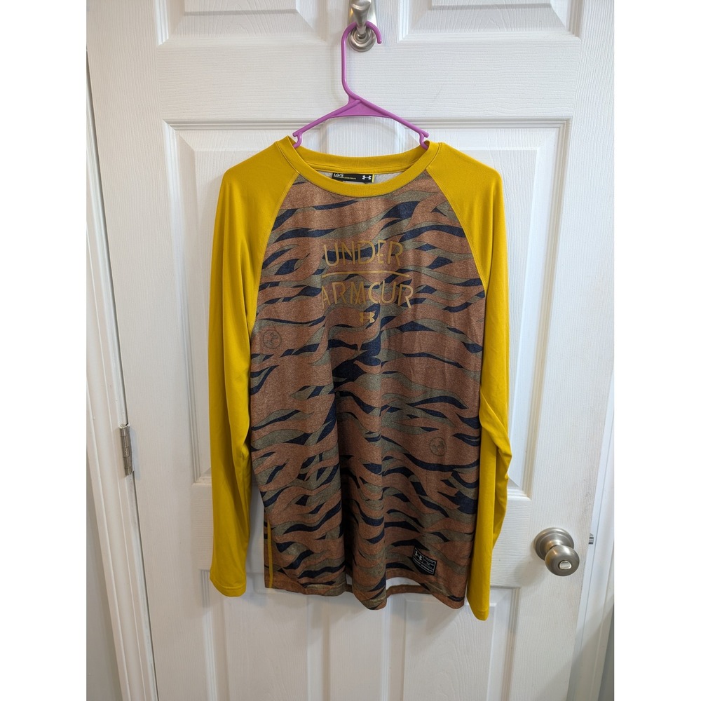 Under Armour Shirt Mens Yellow Tiger Stripe Camo Long Sleeve Loose - Size L‎